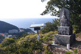 裏山では椿の花が見ごろですよ3