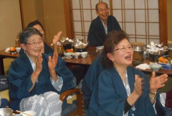 宴会・カラオケの様子